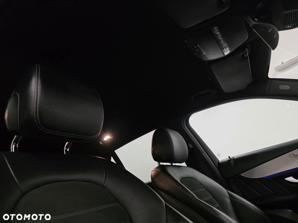 Mercedes-Benz GLC 300 de 4Matic 9G-TRONIC AMG Line Plus - 27