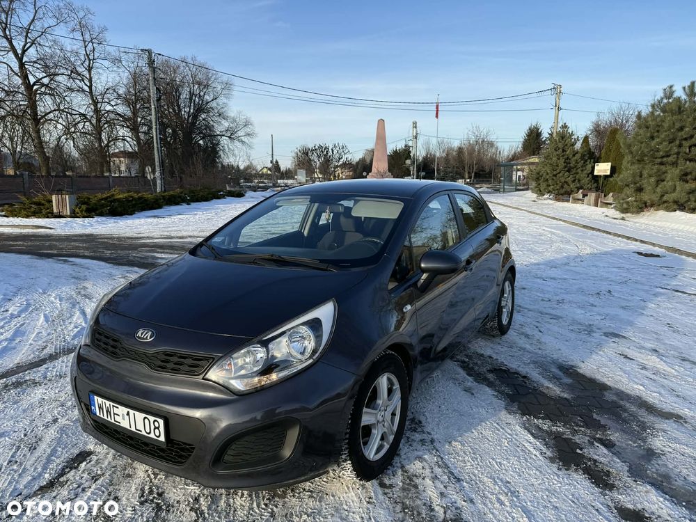 Kia Rio 1.2 M - 8