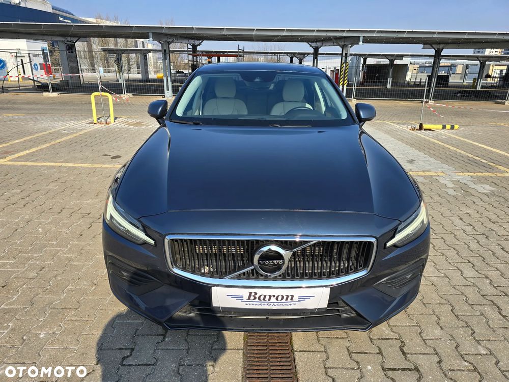 Volvo S60 T5 Momentum Pro - 5