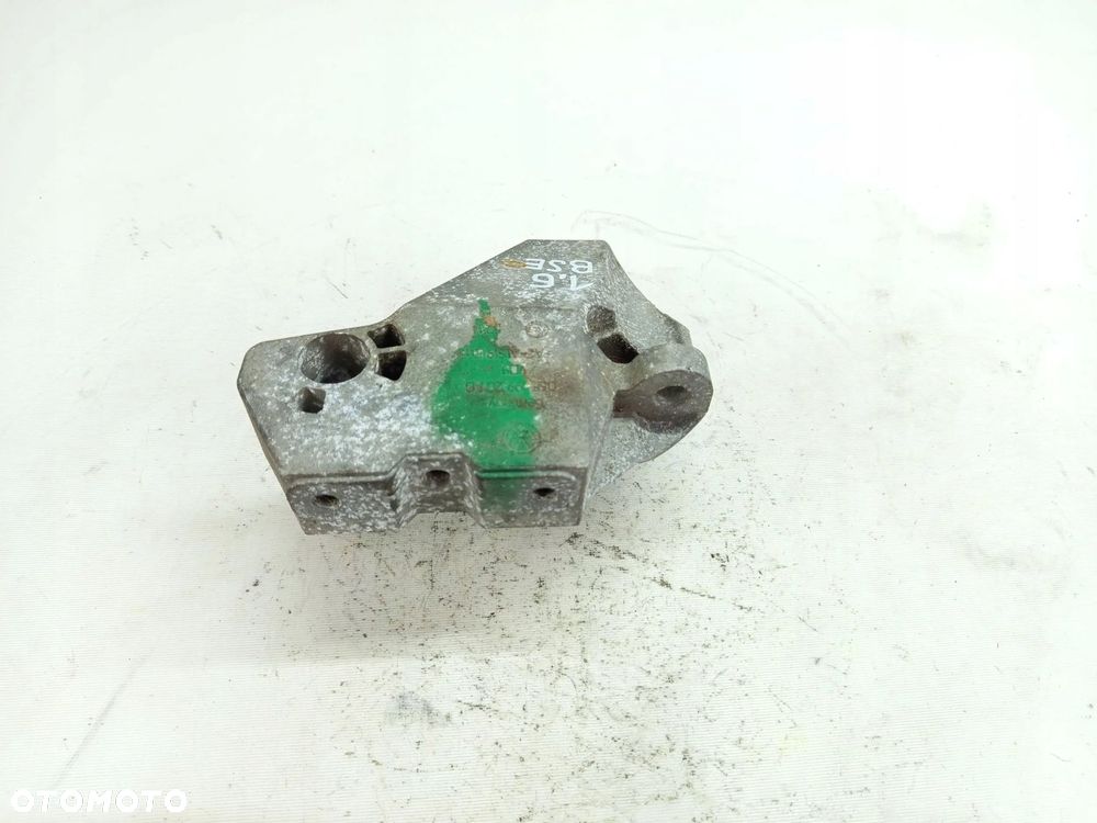 ŁAPA SILNIKA MOCOWANIE WSPORNIK AUDI A3 8P GOLF V 1.6 KOD BSE 06F199207D - 2