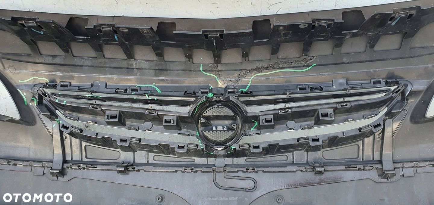 Opel Astra J lift atrapa ZDERZAK PRZÓD PRZEDNI 13368660 - 14