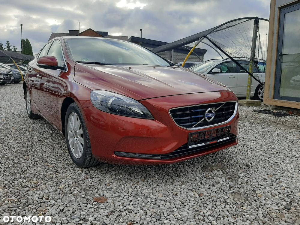 Volvo V40 D2 Summum - 2