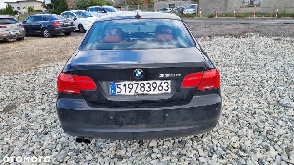 BMW Seria 3 330d xDrive - 6