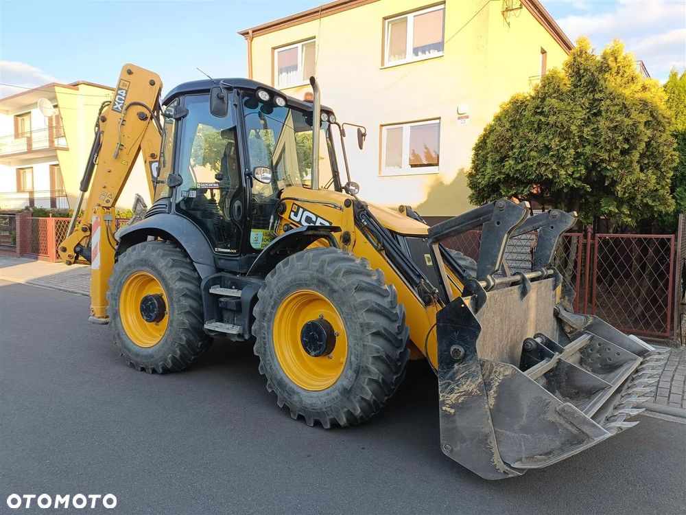 JCB 4CX - 1
