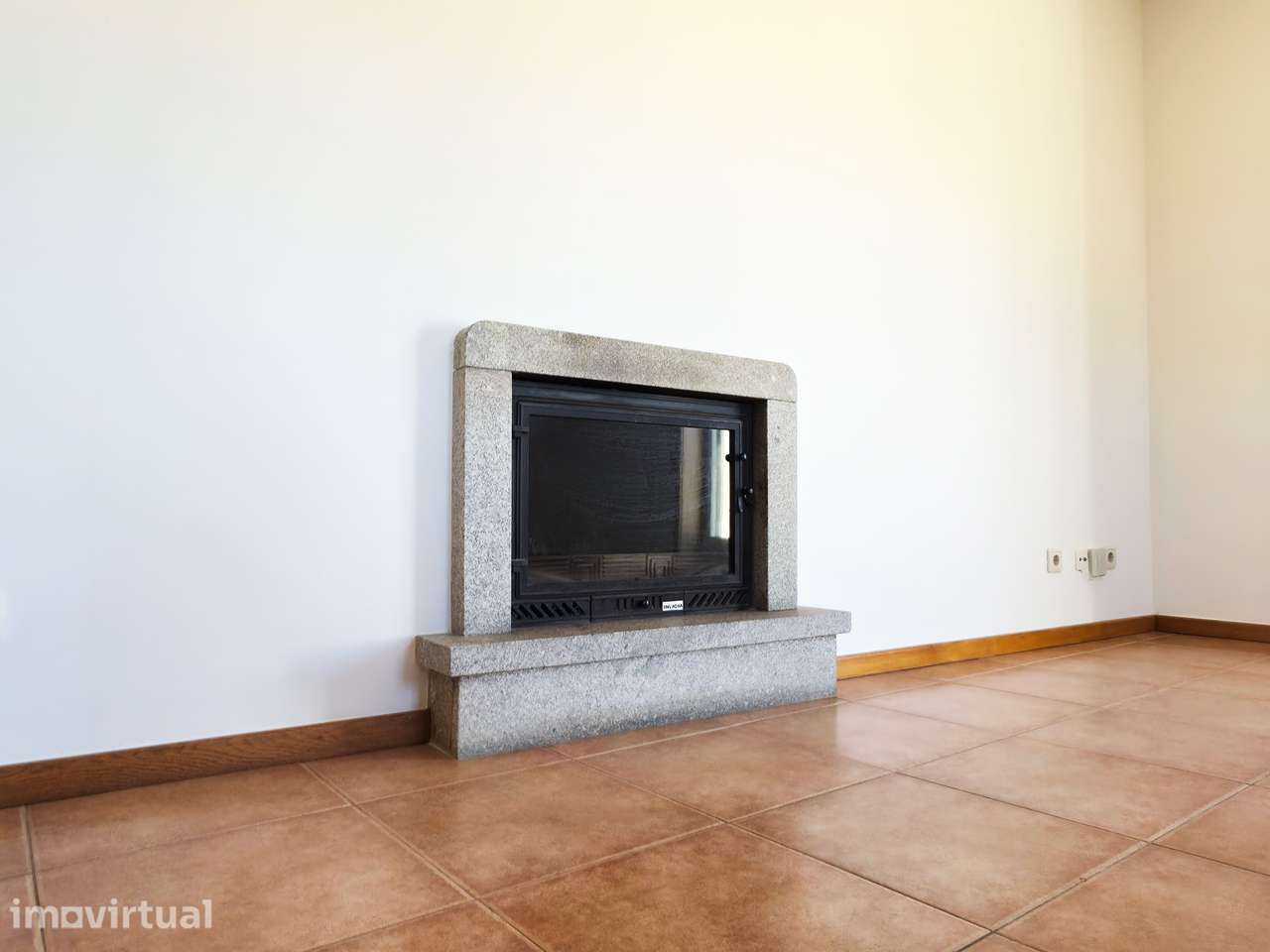 T1 c/ Terraço, Vista Mar e Garagem – St Ovídio, a 200m do Metro - Grande imagem: 4/29