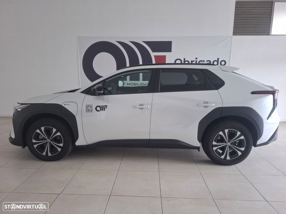 Toyota bZ4X 71,4 kWh Premium - 2