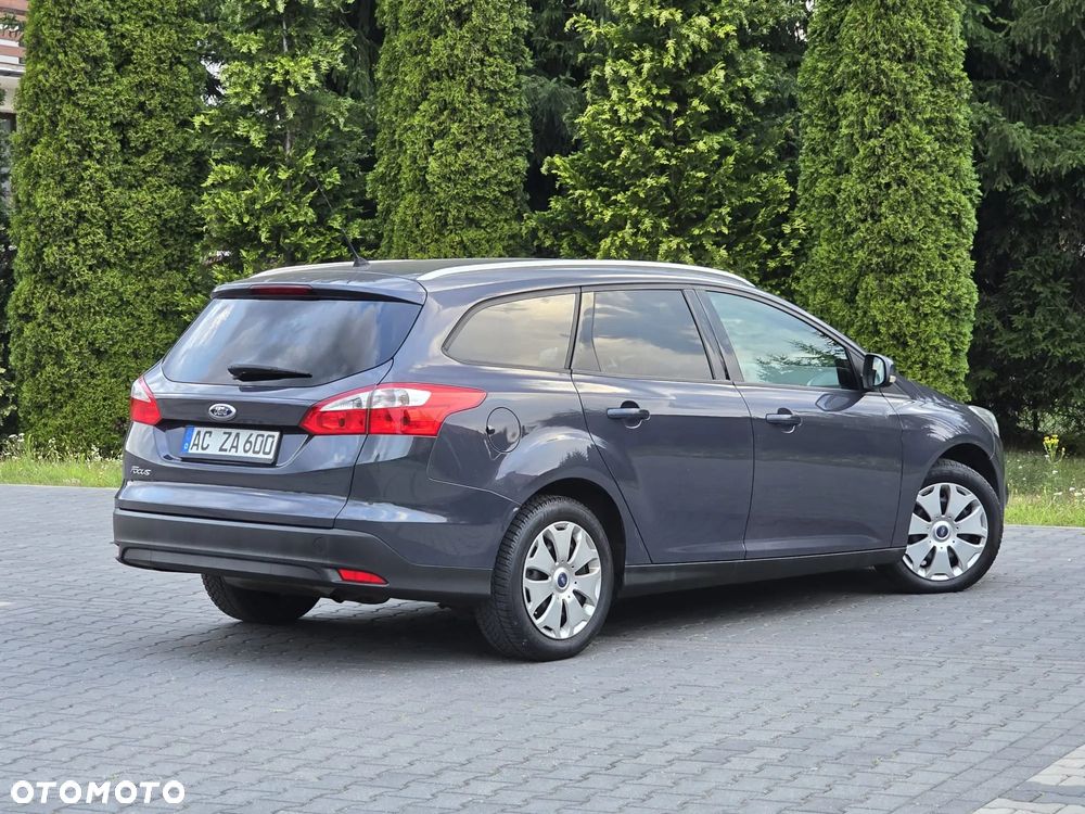 Ford Focus SW 1.6 Ti-VCT Trend - 18