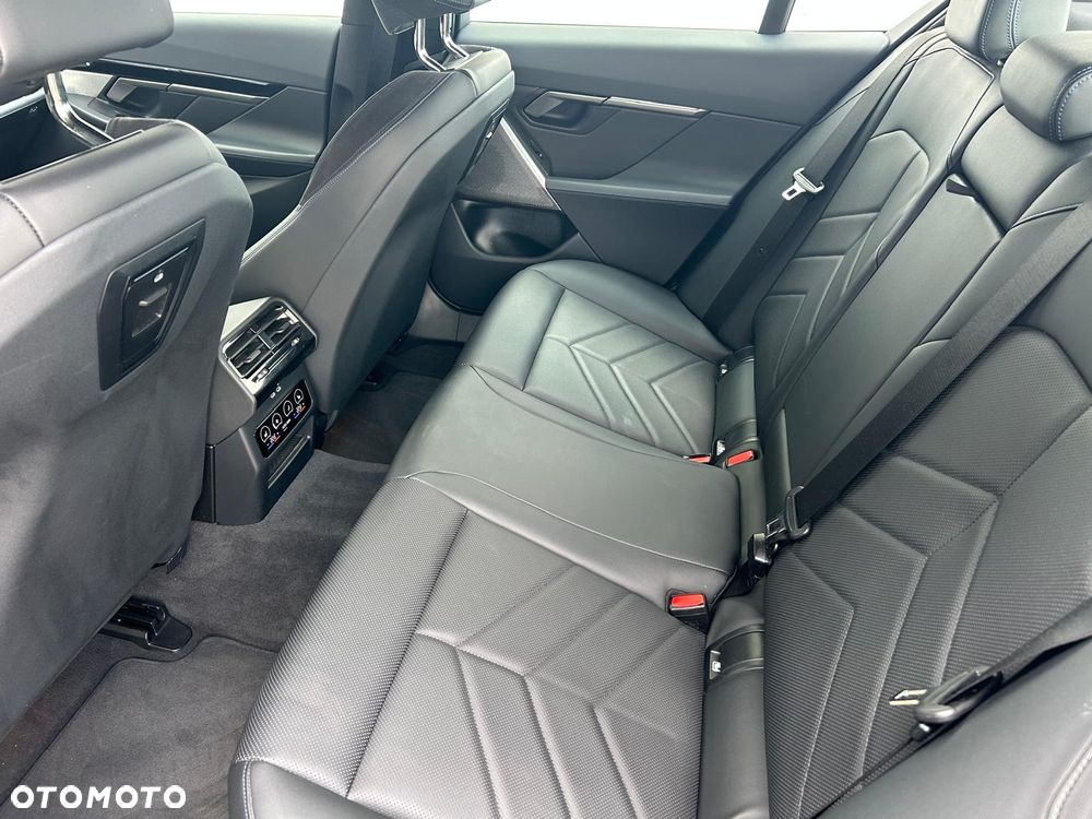 BMW Seria 5 520d mHEV M Sport - 16