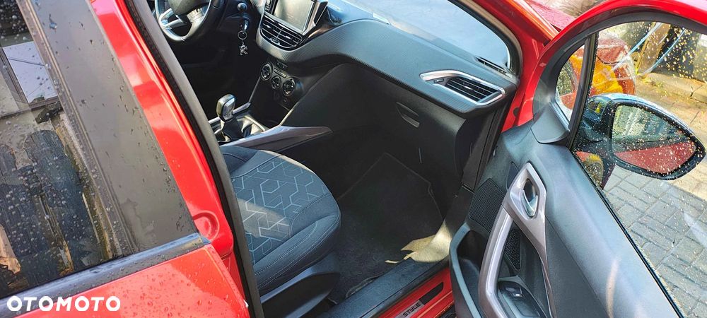 Peugeot 2008 1.6 BlueHDi Style - 15