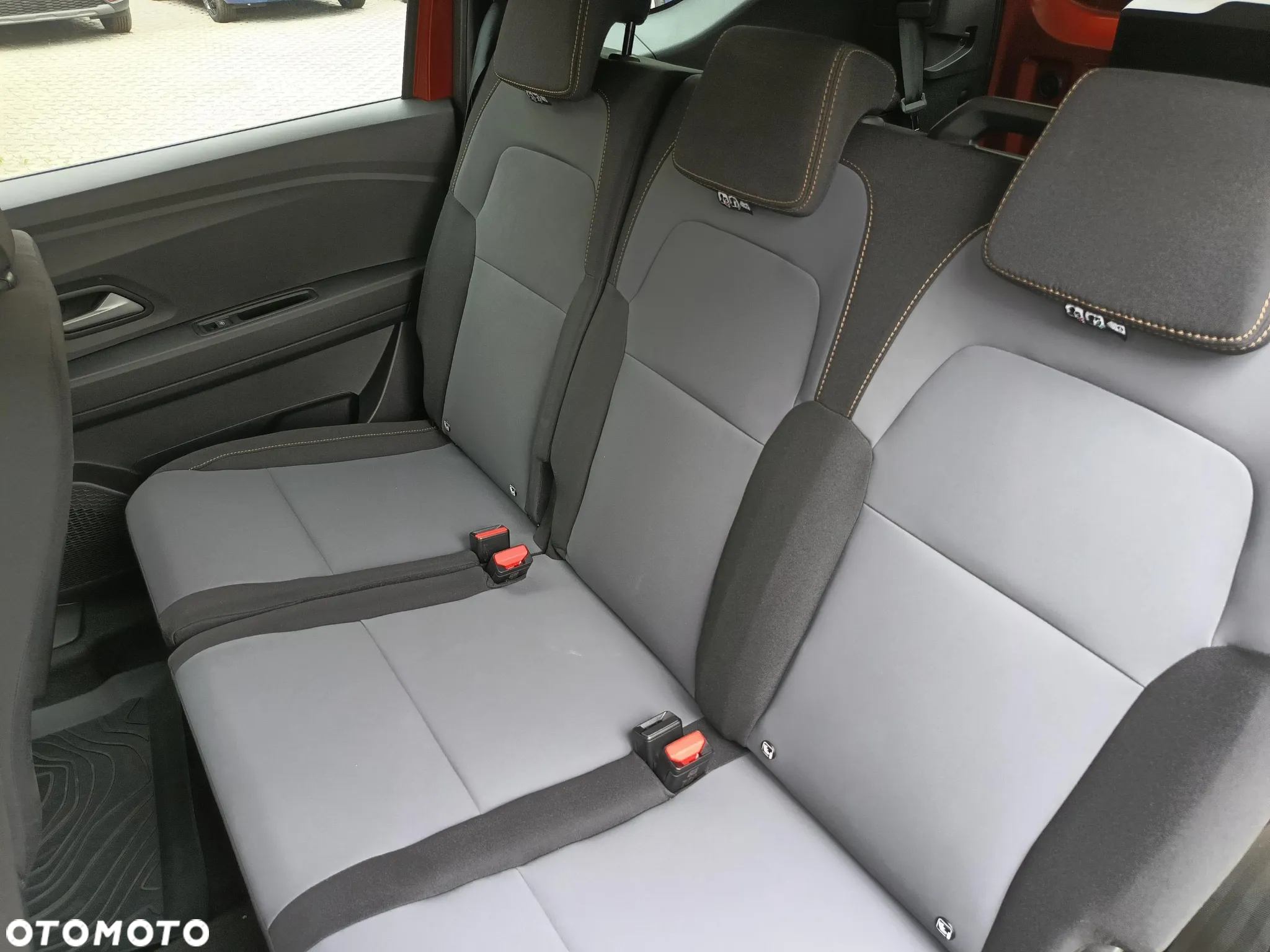 Dacia Jogger 1.0 TCe Extreme 7os - 16