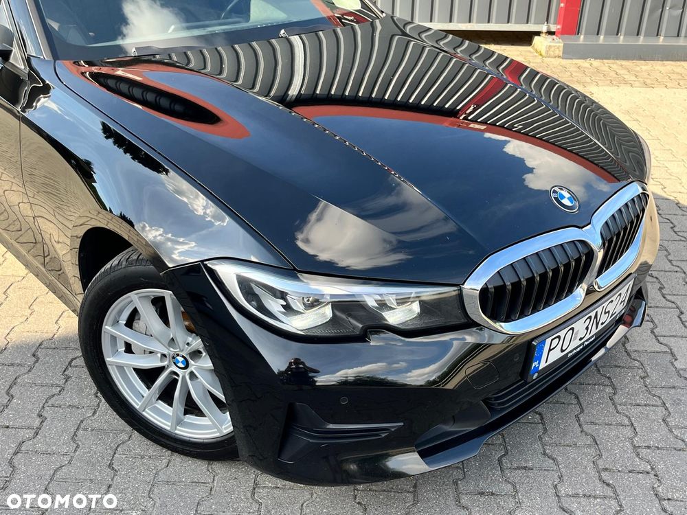 BMW Seria 3 330i xDrive Advantage sport - 8