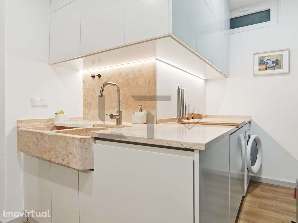 Elegante Apartamento T1 Remodelado com Acabamentos de Excelência e ... - Grande imagem: 4/22