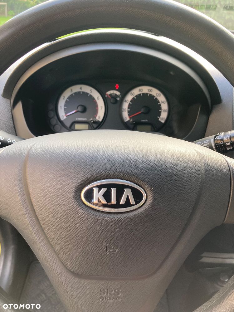 Kia Picanto - 6