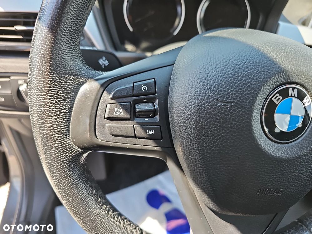 BMW X1 xDrive25e Advantage - 17