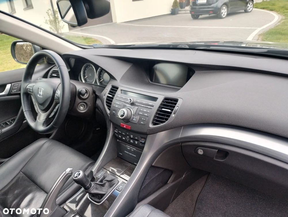 Honda Accord 2.0 Executive Navi - 4