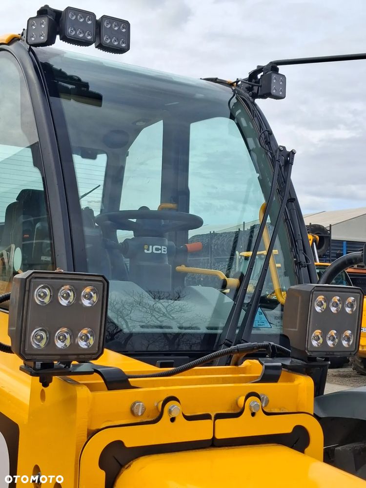 JCB 560-80 AGRI XTRA DUALTECH - 7