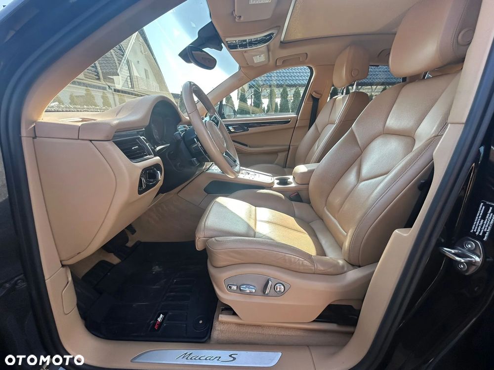 Porsche Macan S - 7