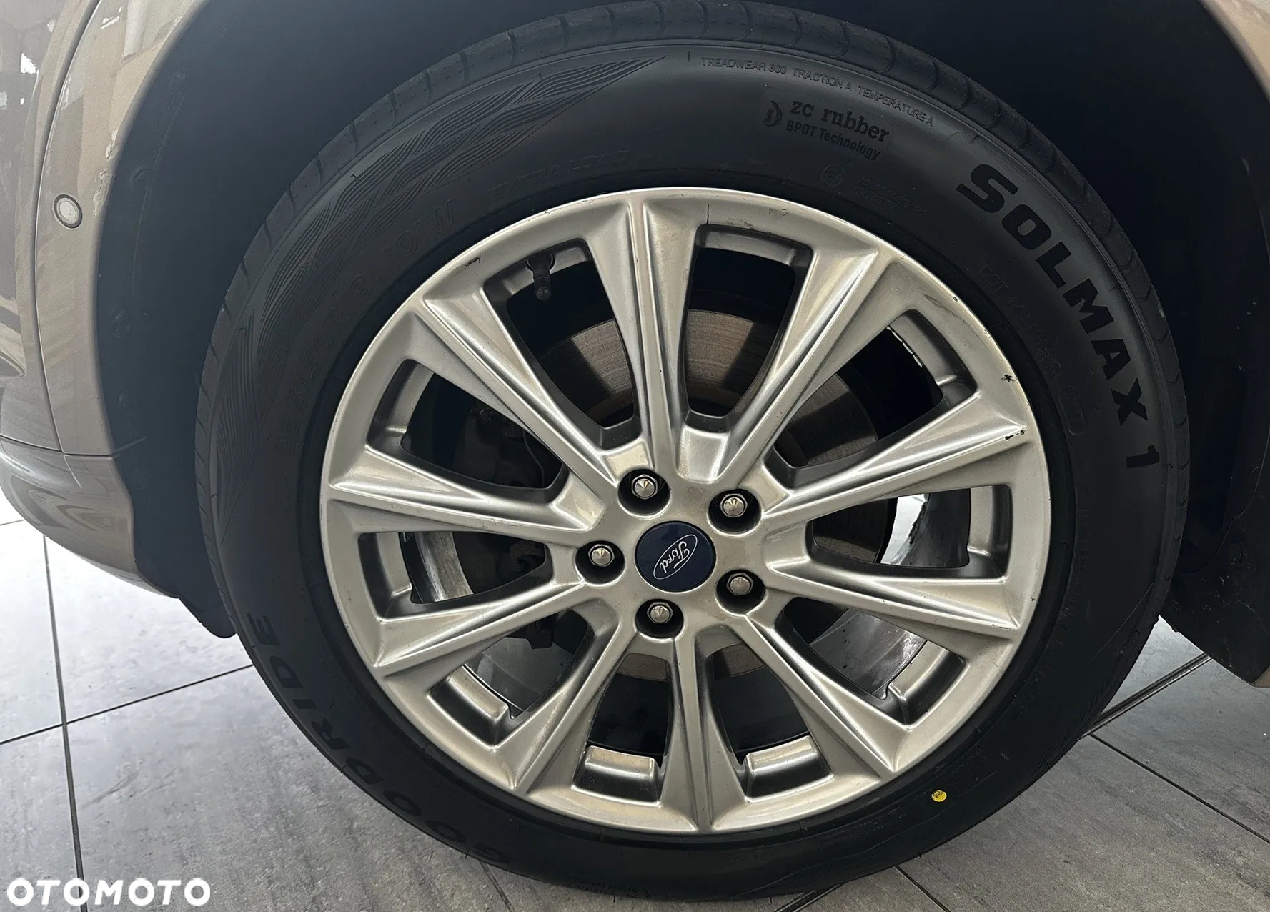 Ford Kuga 1.5 EcoBoost 4x4 Vignale - 17