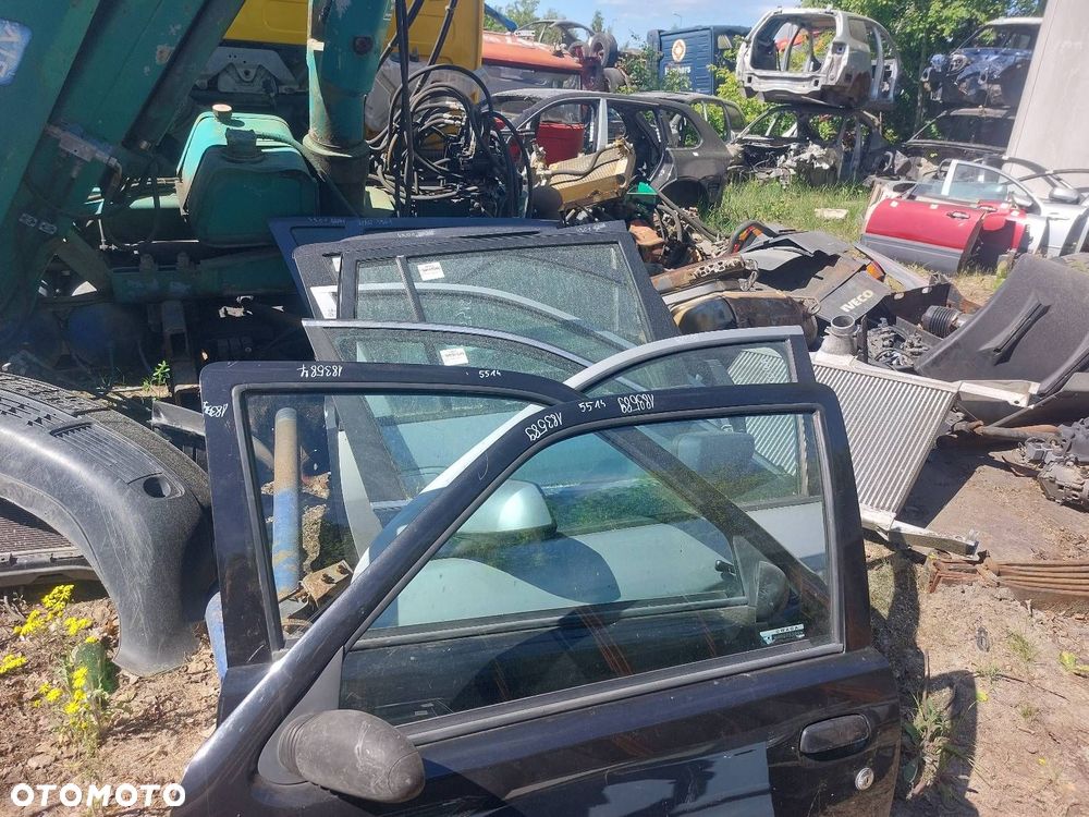 DRZWI KOMPLETNE PRAWY PRZÓD FIAT SEICENTO 1.1 CZARNY LAKIER - 2
