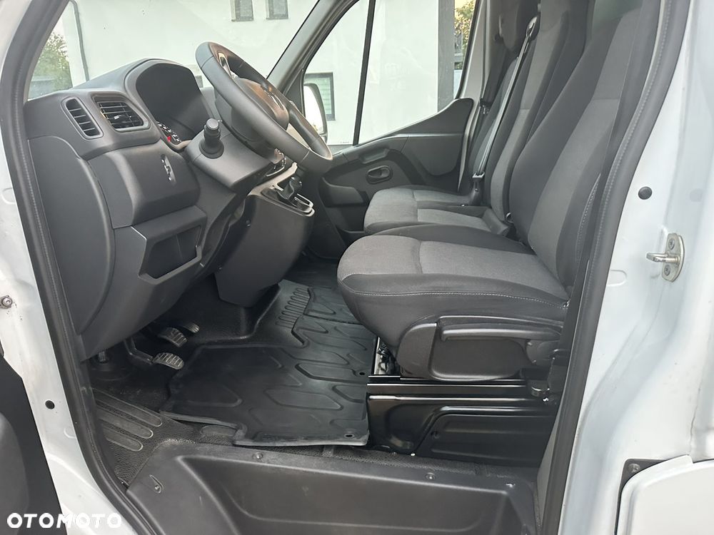 Renault Master - 16