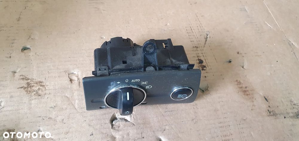 Włącznik świateł Mercedes E-Klasa W211 2115450104 - 2