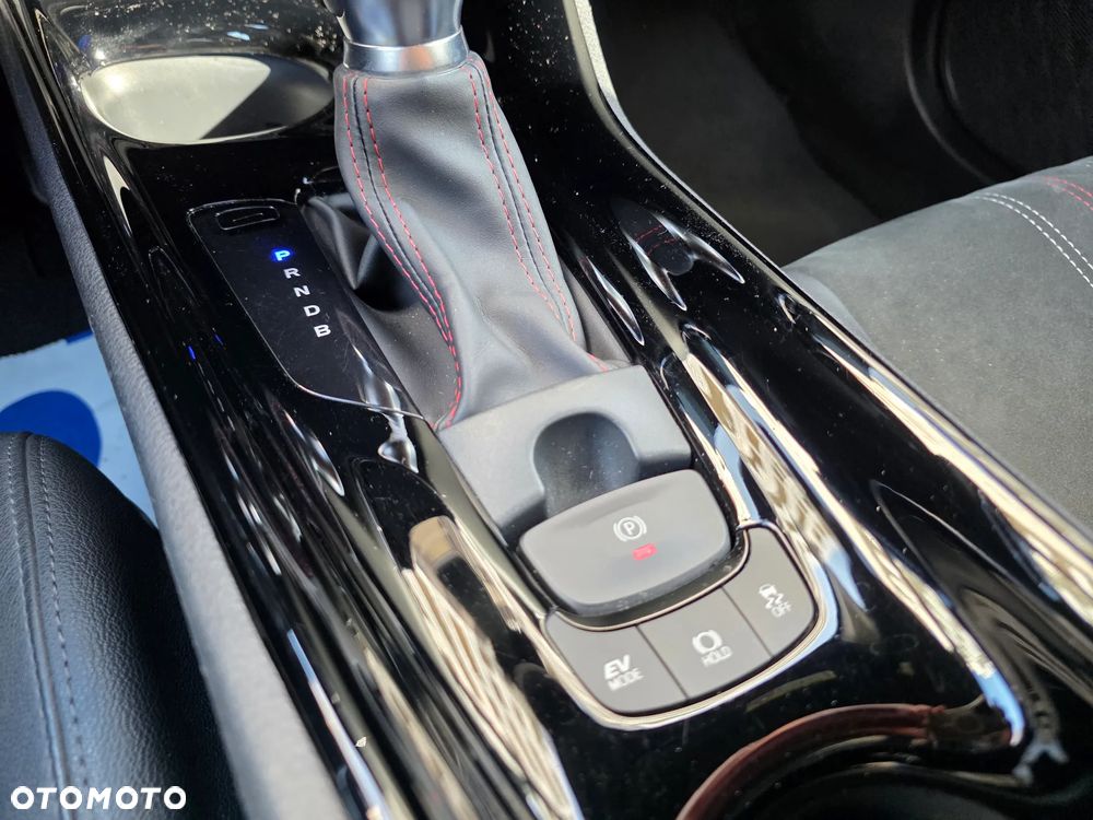 Toyota C-HR 1.8 Hybrid GPF GR Sport - 18