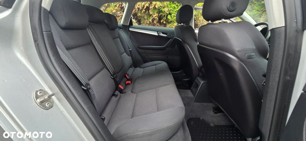 Audi A3 Sportback 1.8 TFSI Attraction S tronic - 32