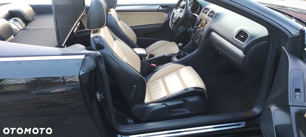 Volkswagen Golf 2.0 TDI Highline - 34