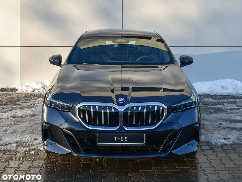 BMW Seria 5 520d xDrive - 3
