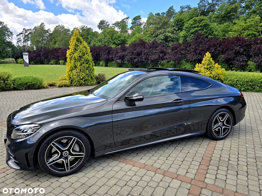 Mercedes-Benz Klasa C 300 4MATIC 9G-TRONIC - 2