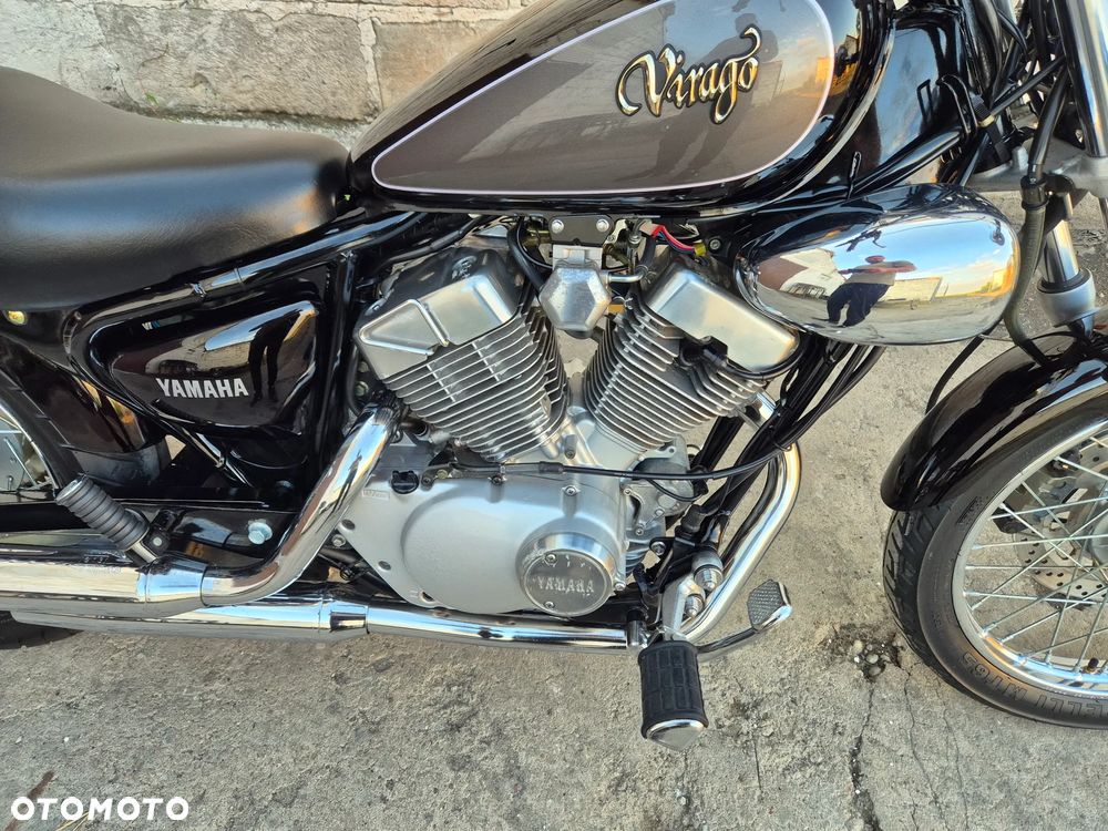 Yamaha XV - 10