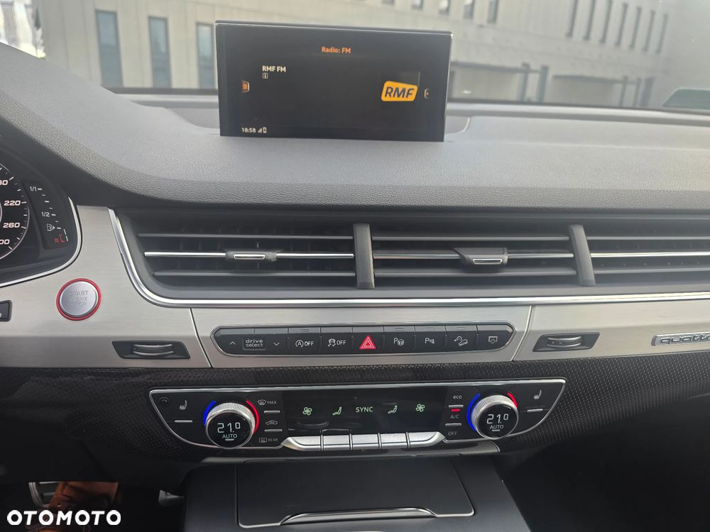 Audi SQ7 - 18