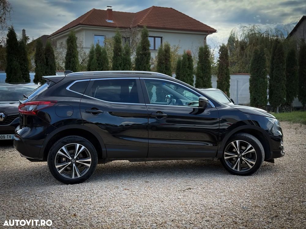 Nissan Qashqai 1.7 dCi Xtronic ALL-MODE 4x4i TEKNA - 3
