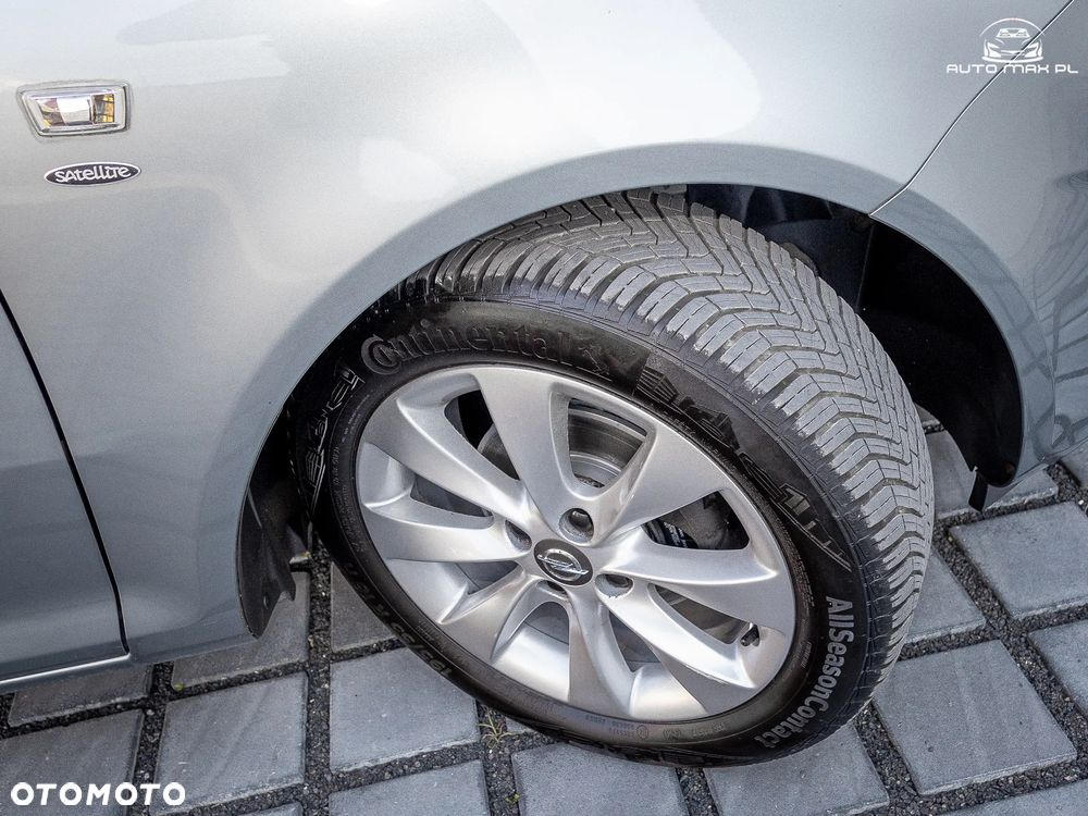 Opel Corsa 1.4 16V Satellite - 13