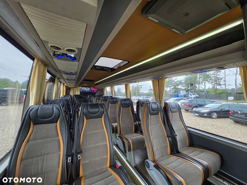 Iveco 70C18 - 10