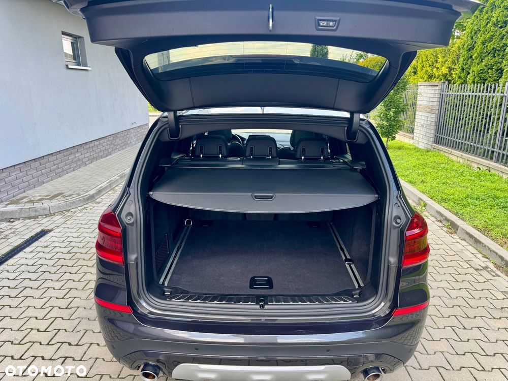 BMW X3 xDrive30i GPF Luxury Line sport - 35