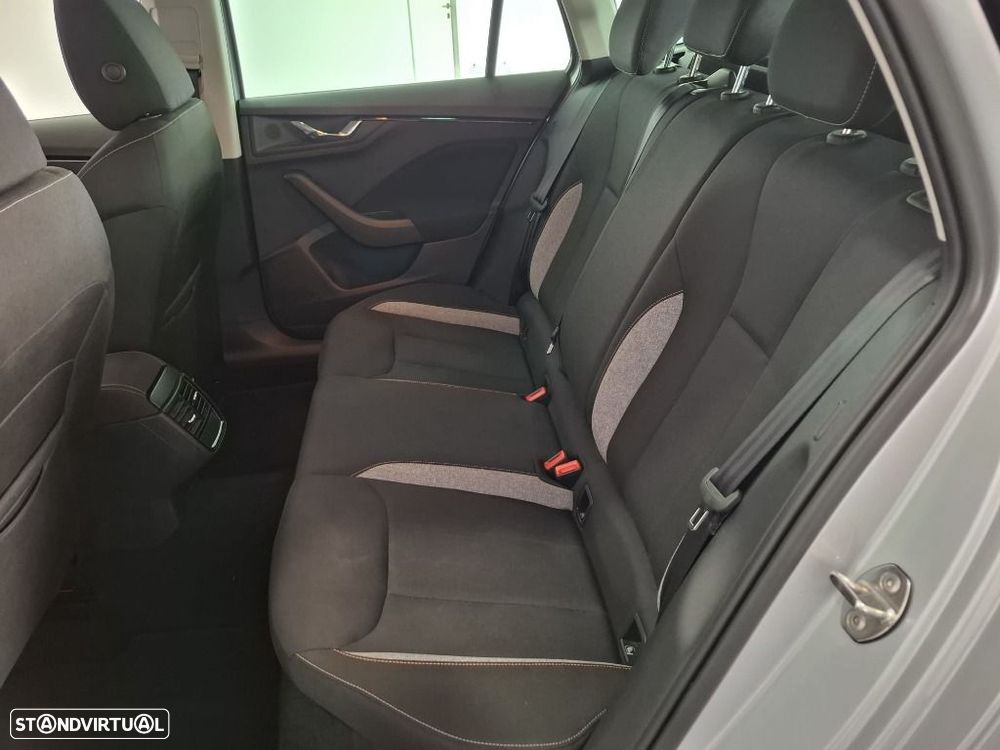 Skoda Scala 1.0 TSI DSG - 13