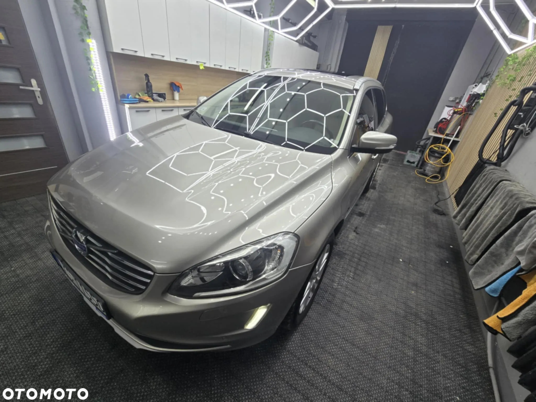 Volvo XC 60 T5 Drive-E Summum - 18