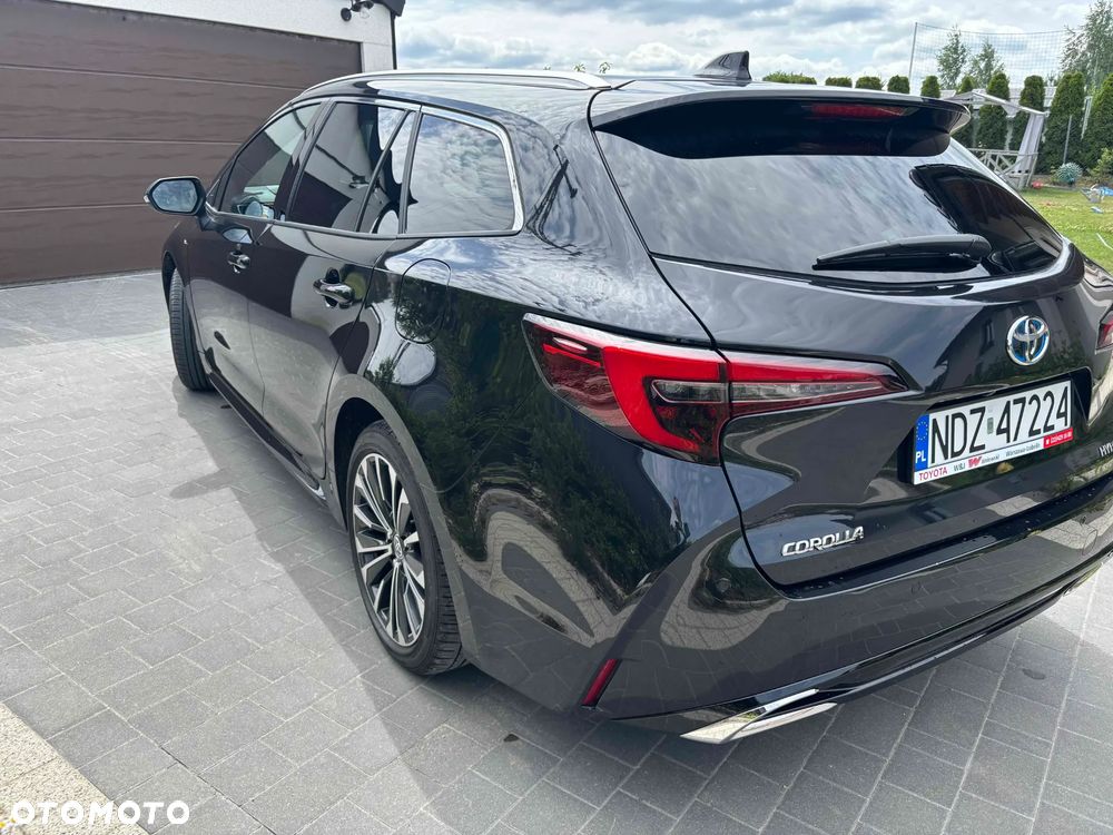 Toyota Corolla - 5