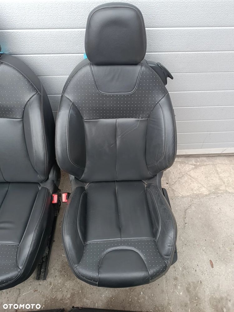FOTELE PRZÓD TYŁ KANAPA  WNĘTRZE SKÓRY CITROEN DS3 - 4