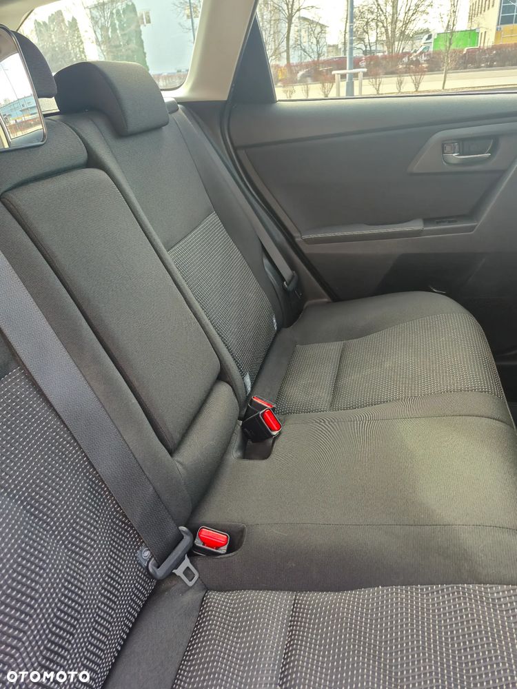 Toyota Auris - 15