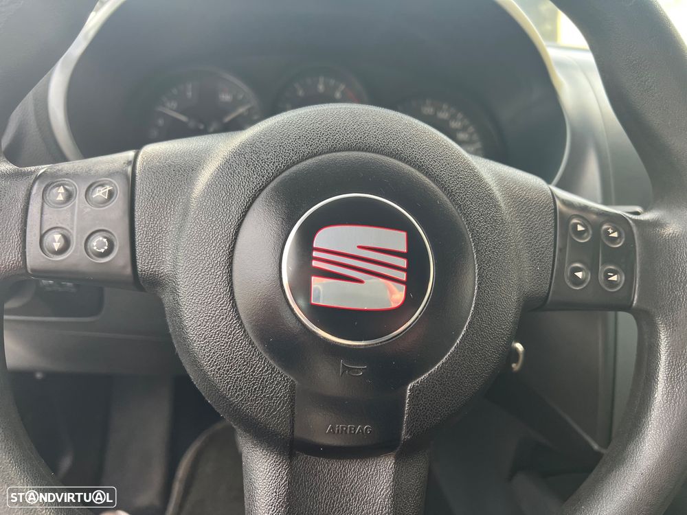 SEAT Leon 1.4 16V Reference - 12