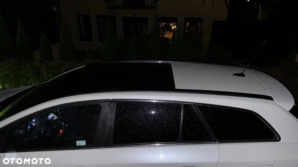 Toyota Avensis 2.0 D-4D Premium - 9