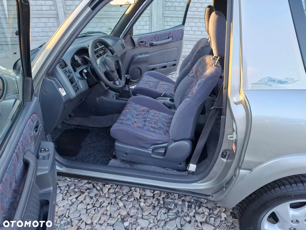 Toyota RAV4 2.0 Special - 13