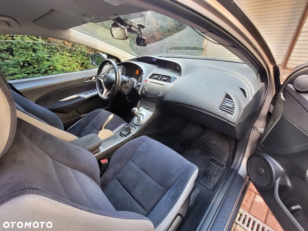 Honda Civic 1.8 Comfort - 20