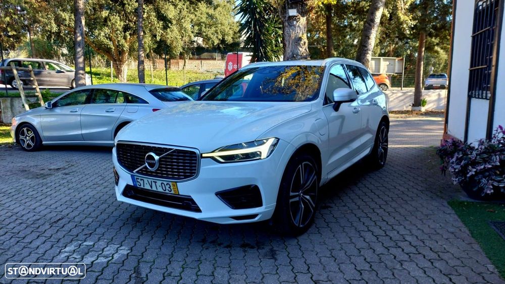 Volvo XC 60 2.0 T8 PHEV R-Design AWD - 17