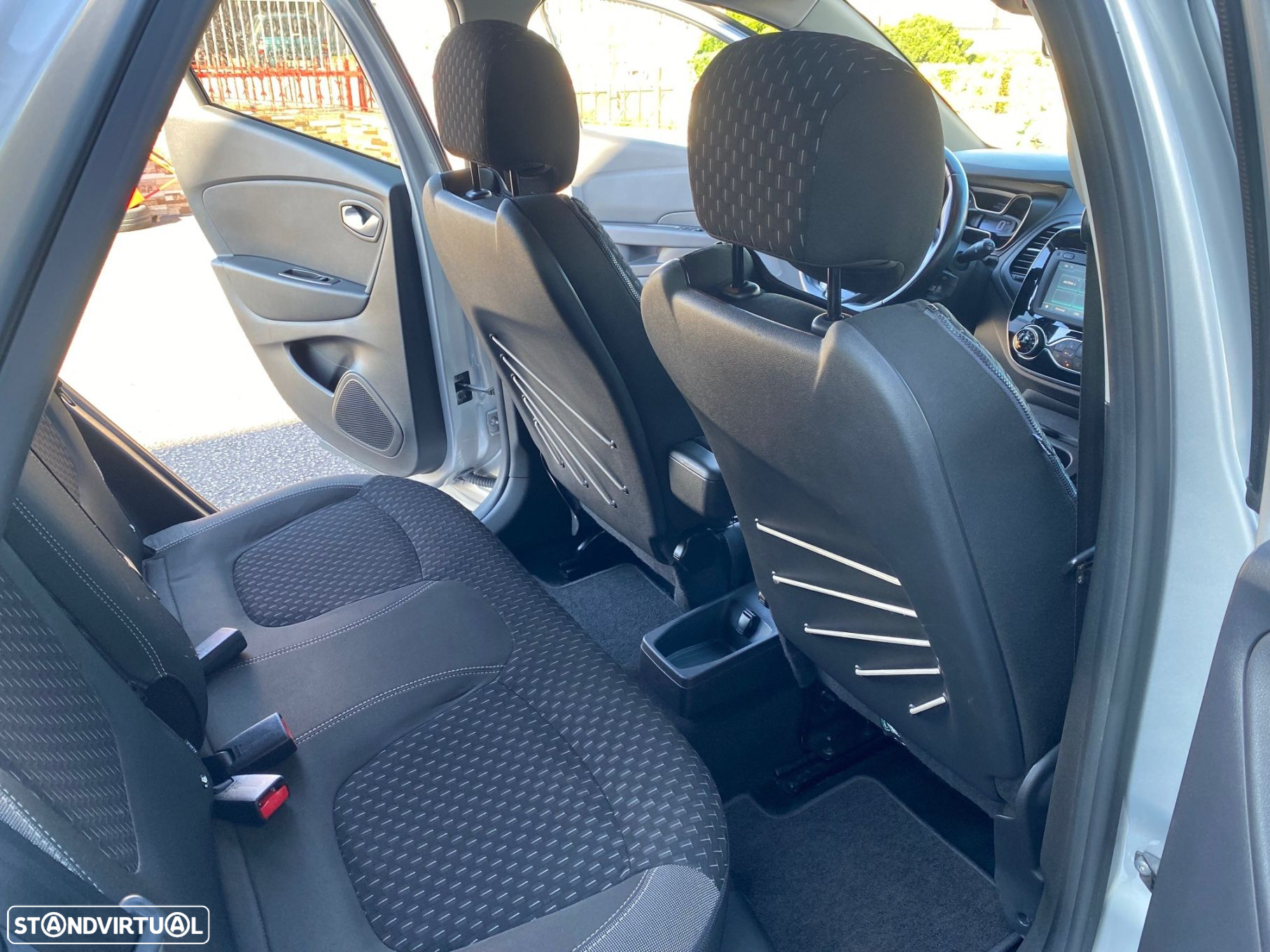 Renault Captur - 11