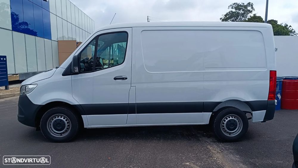 Mercedes-Benz Sprinter Furgão 215 / 32 3T - 3
