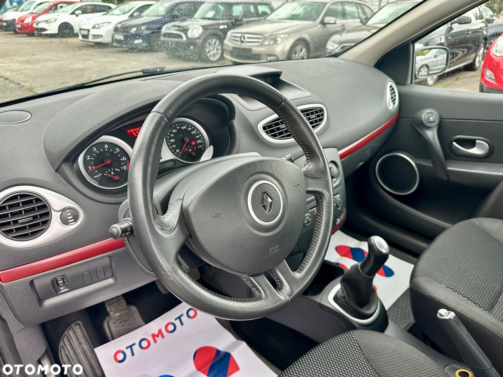 Renault Clio 1.2 16V Ripcurl - 11