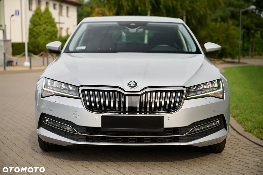 Skoda Superb 2.0 TDI SCR 4x4 Style DSG - 2